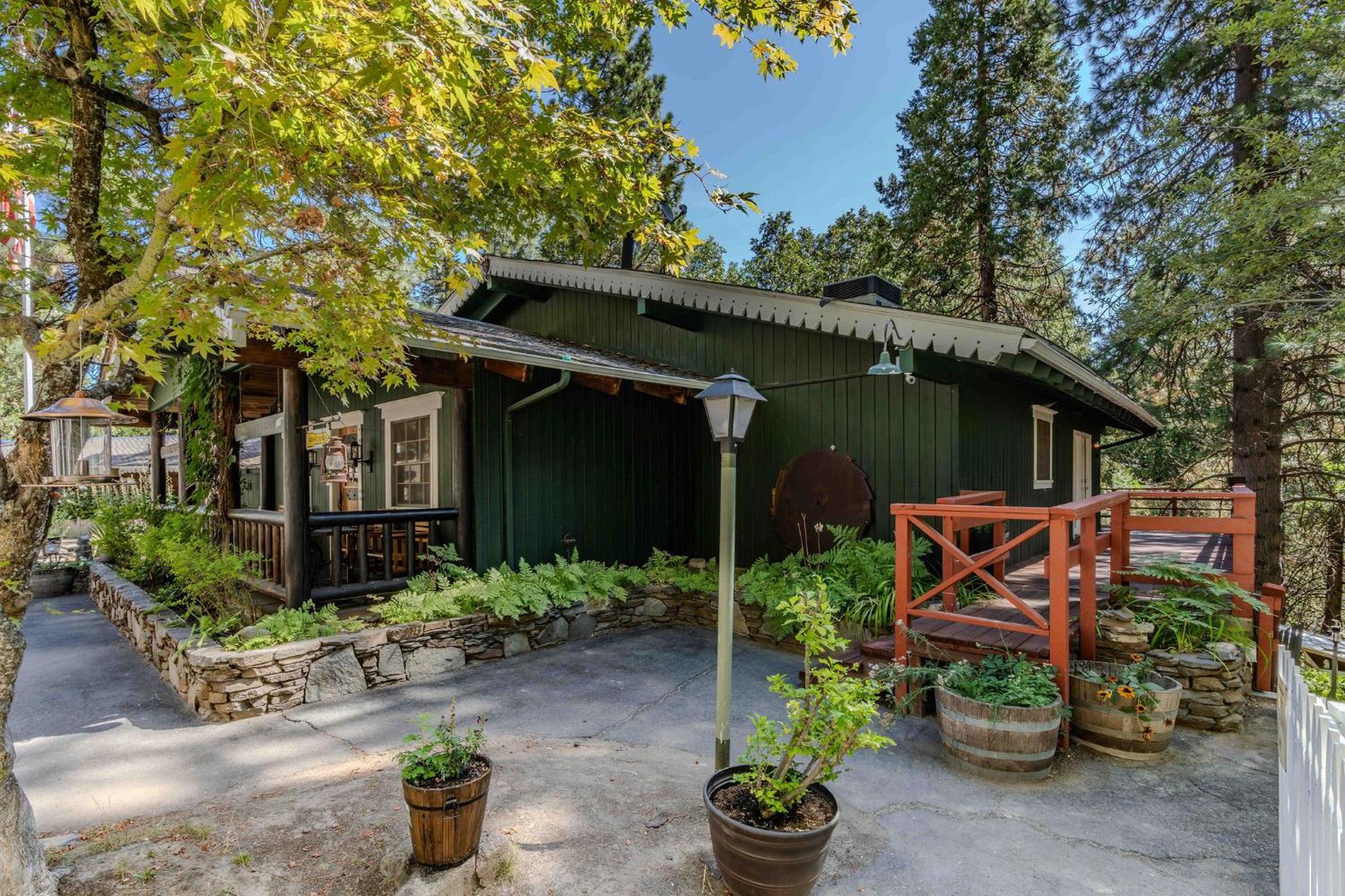 Narrow Gauge Inn Fish Camp Exterior foto