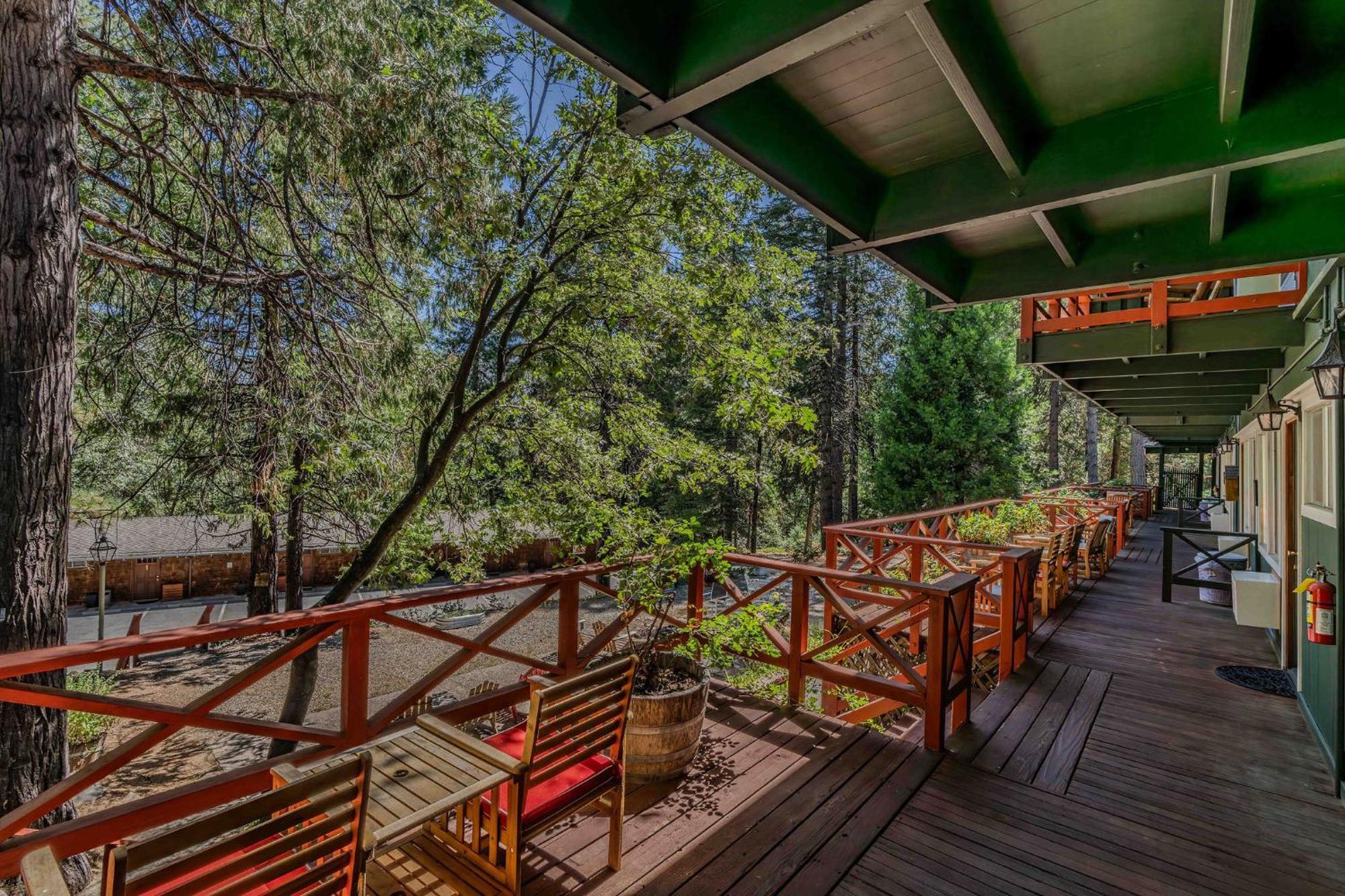 Narrow Gauge Inn Fish Camp Exterior foto